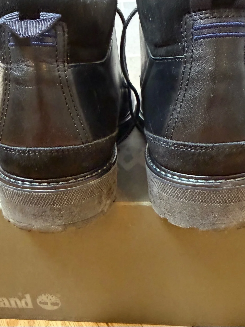 Timberland Men's Black Leather Lace-Up Chukka Boots Size 10.5
